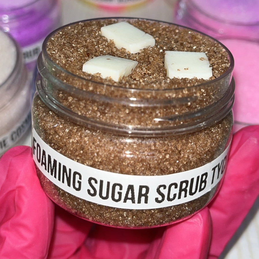 Hot chocolate - Body scrub 80g/600g ( triple butter soap as marshmallows on top )