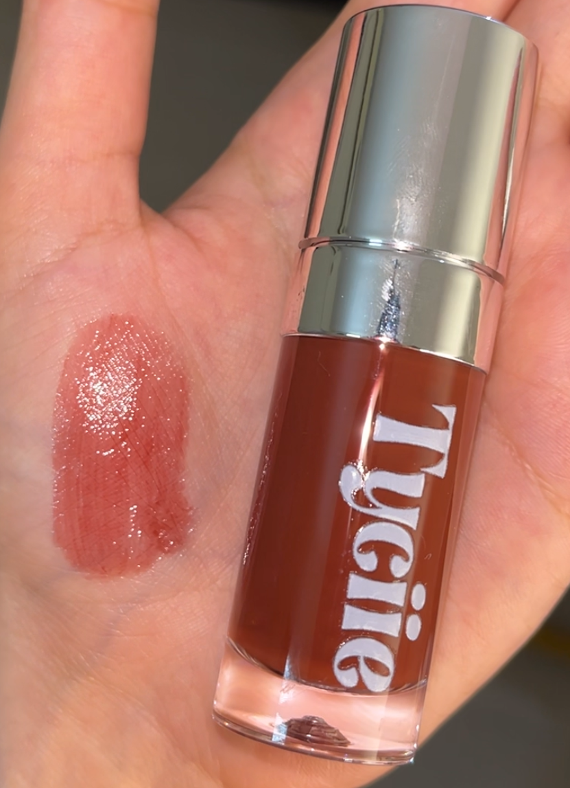 Brownie Hydrating Lip Gloss 8ml ✨