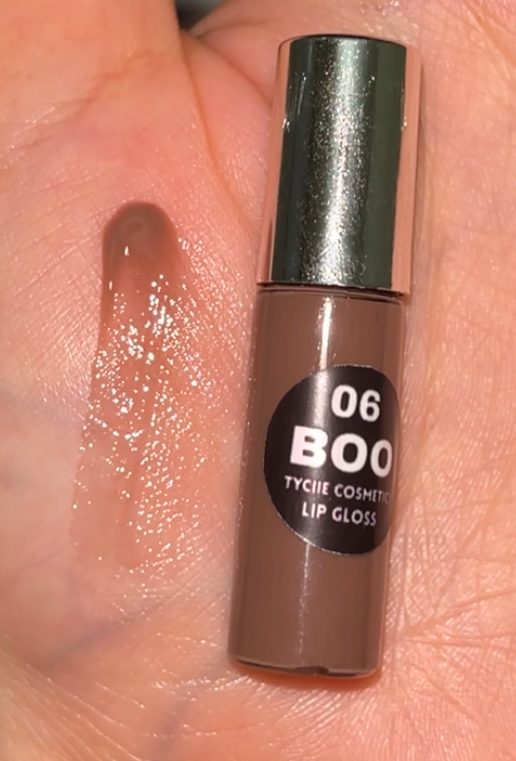 Boo Hydrating Lip Gloss Mini Size 2ml ✨