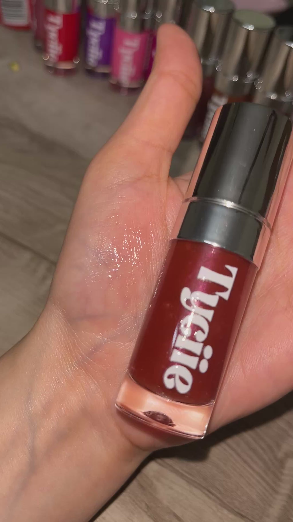 CHERRY COLA Hydrating Lip Oil 8ml ✨
